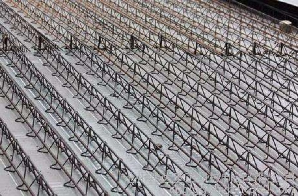 了解鋼筋桁架樓承板價(jià)格，要知道它的施工工藝